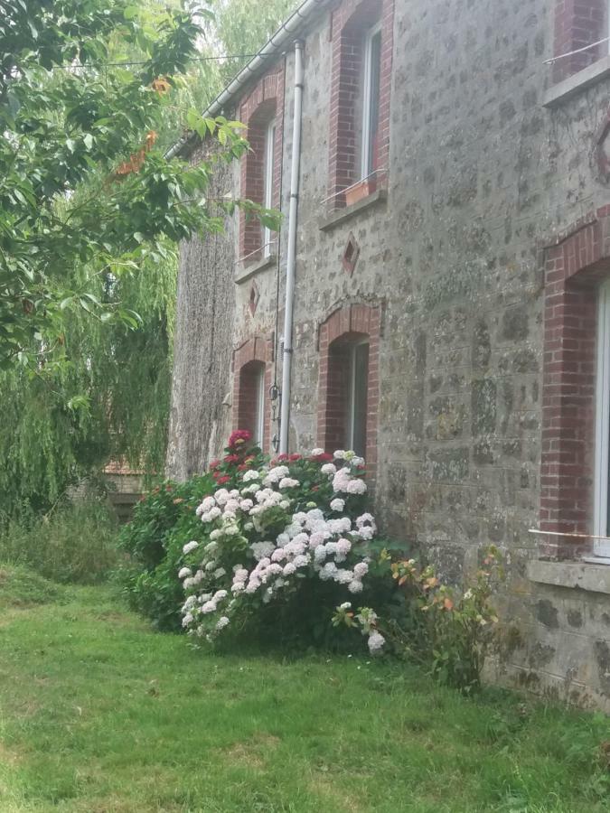 Kerflaveur Hotel La Fresnaye-au-Sauvage Kültér fotó